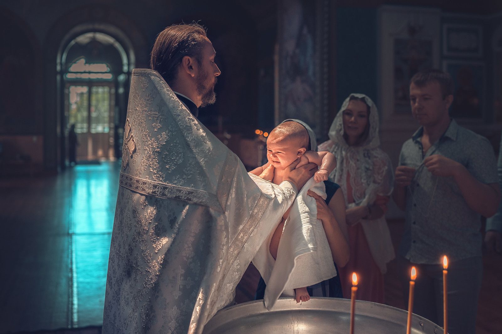 Съёмка младенцев в Новочеркасском храме Александра Невского