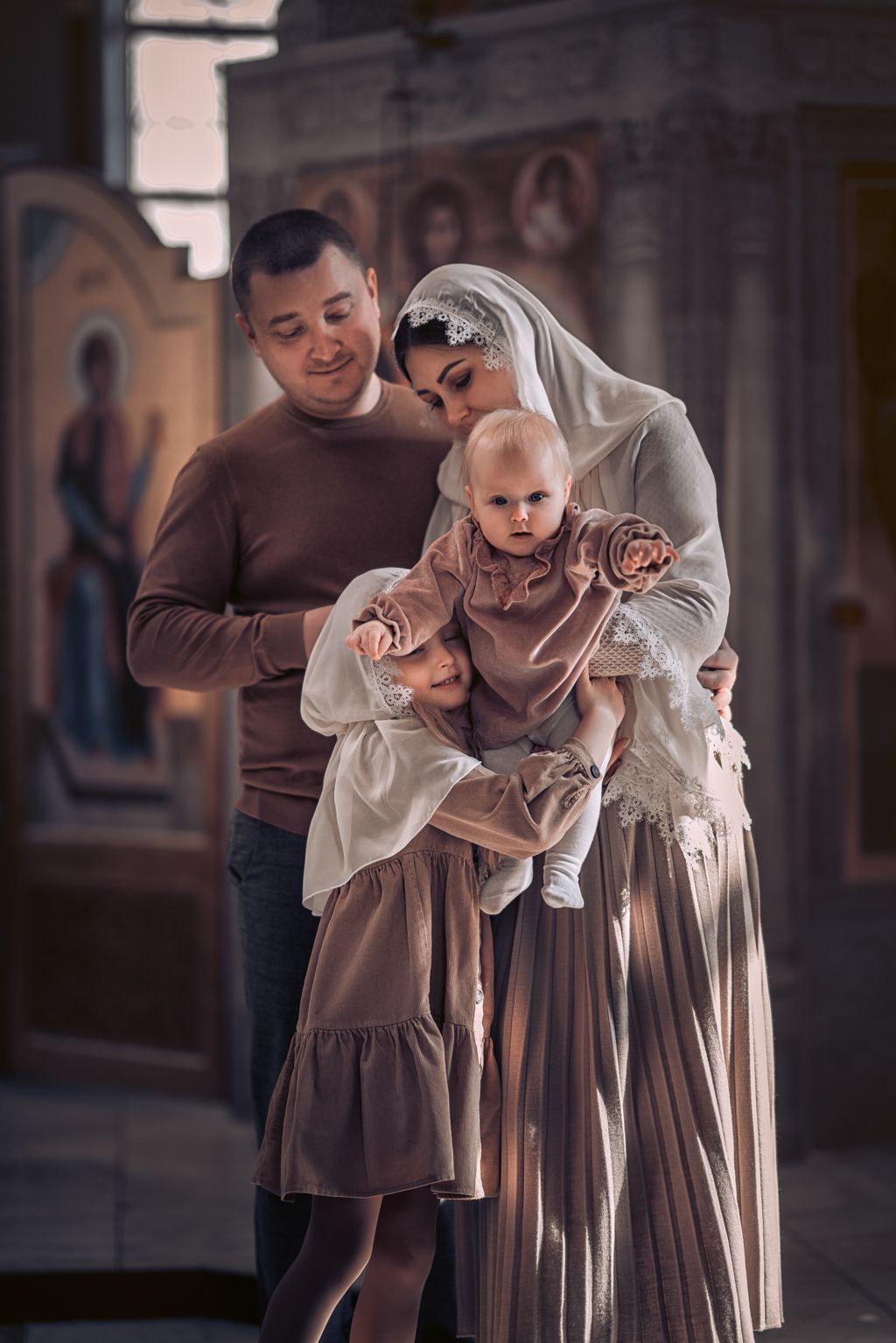 Дети в храме