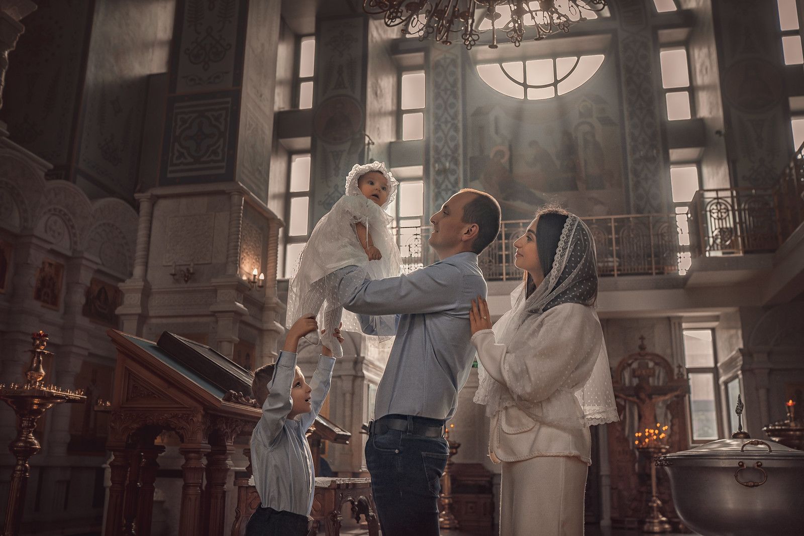 Таинство крещения в Старо-Покровском храме