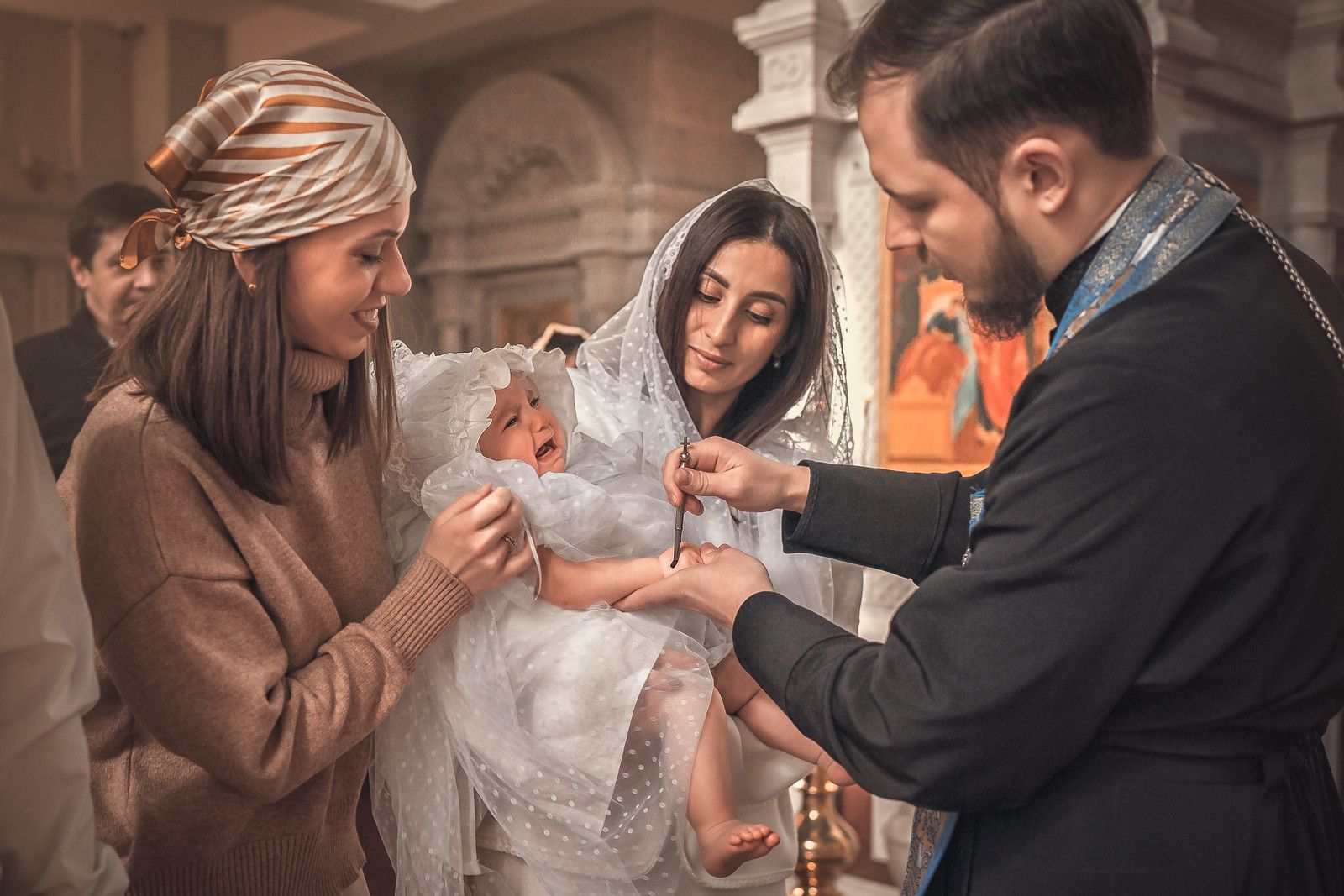 Таинство крещения в Старо-Покровском храме