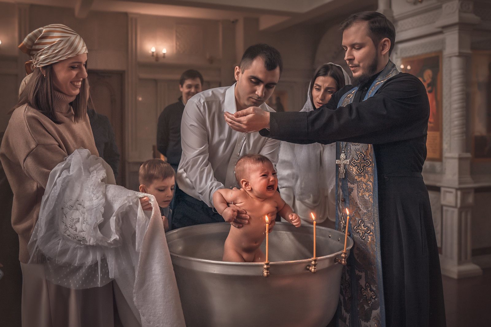 Таинство крещения в Старо-Покровском храме