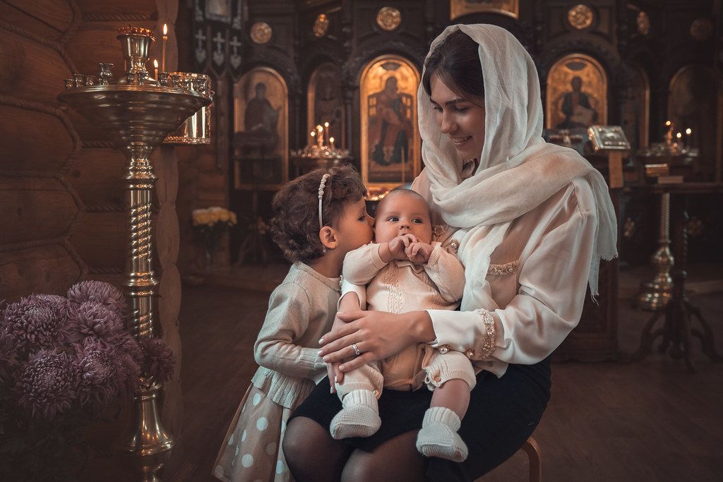 Таинство крещения в храме Александра Невского