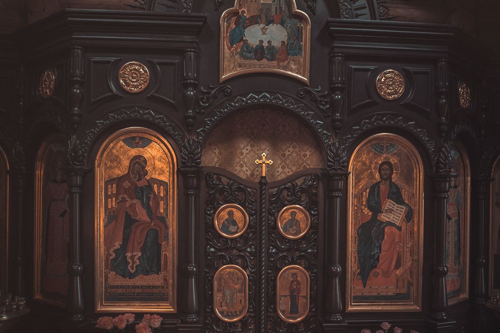 Таинство крещения в храме Александра Невского