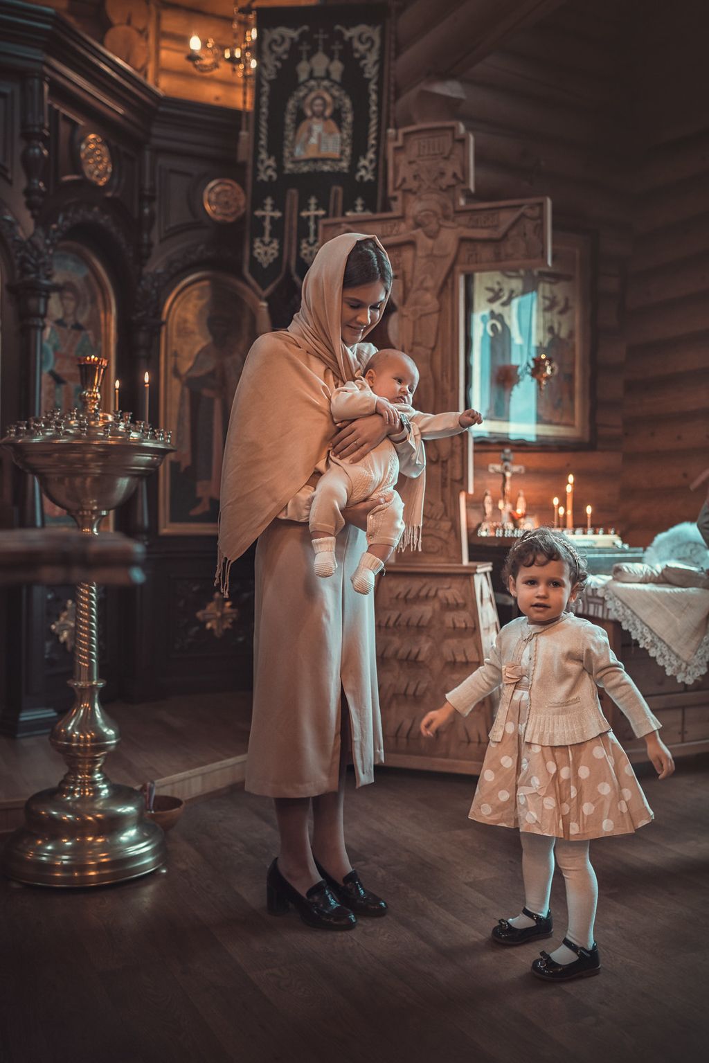 Таинство крещения в храме Александра Невского