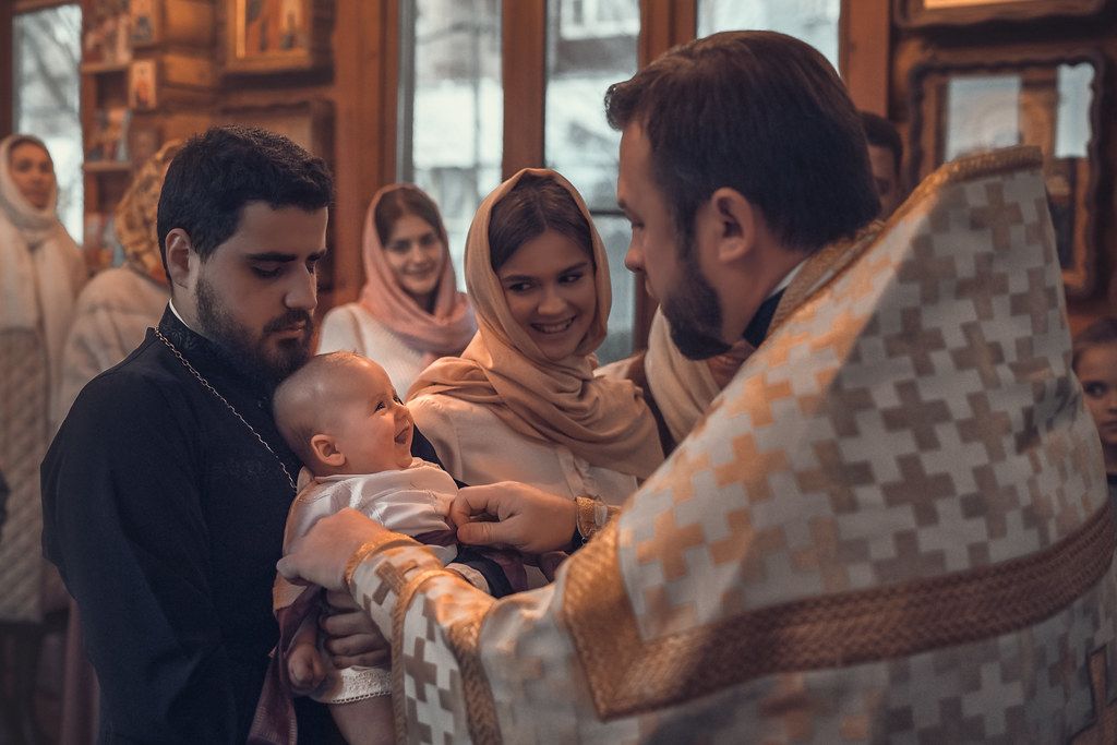 Таинство крещения в храме Александра Невского