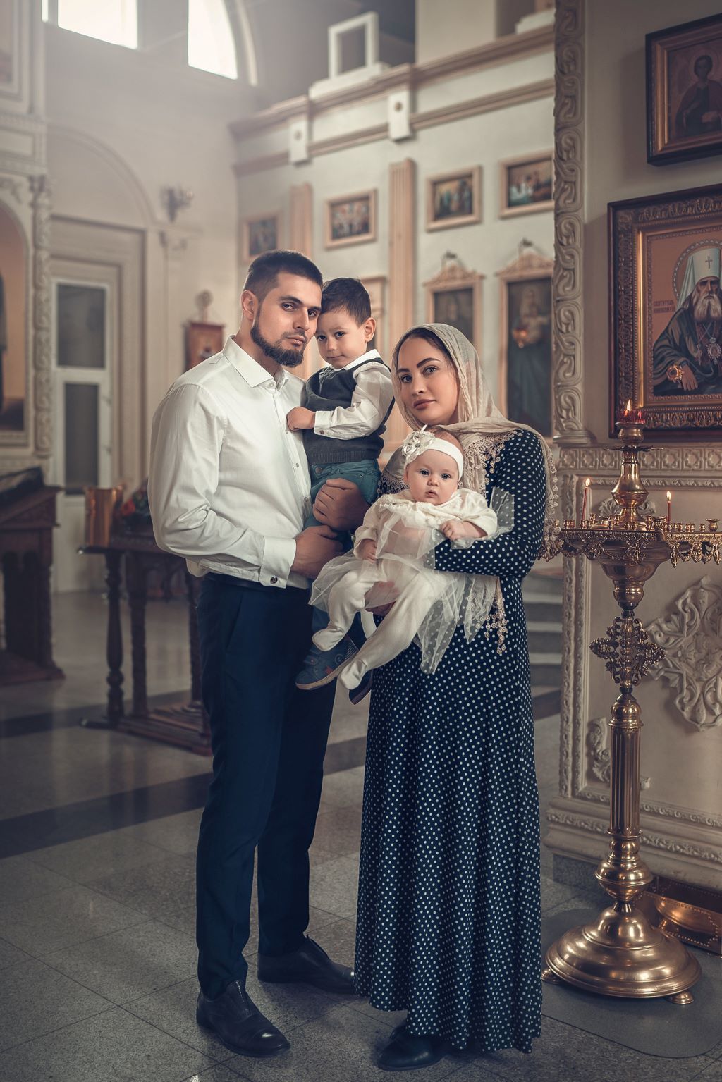 Таинство крещения в храме Иоанна Кронштадского