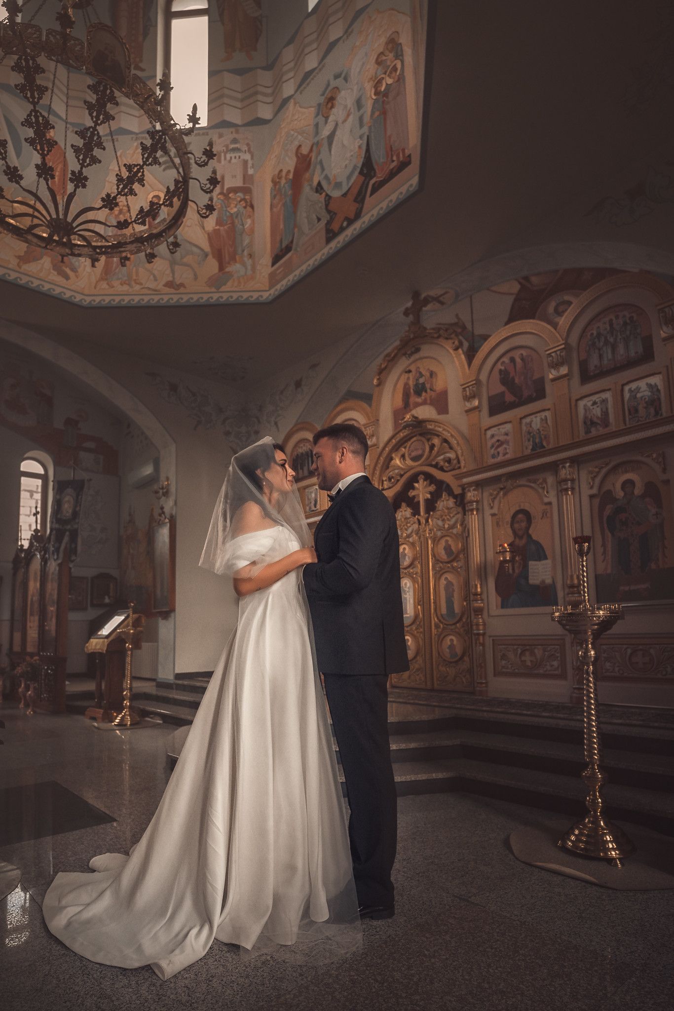 Венчание в храме Ксении Петербургской в Абрау-Дюрсо