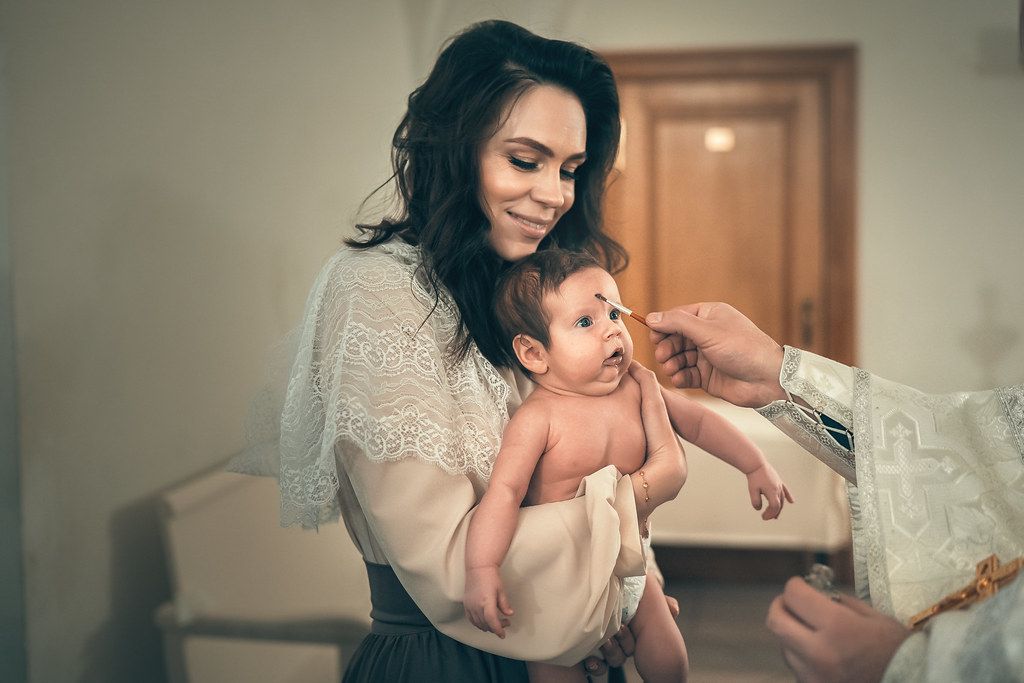 Таинство крещения в Москве