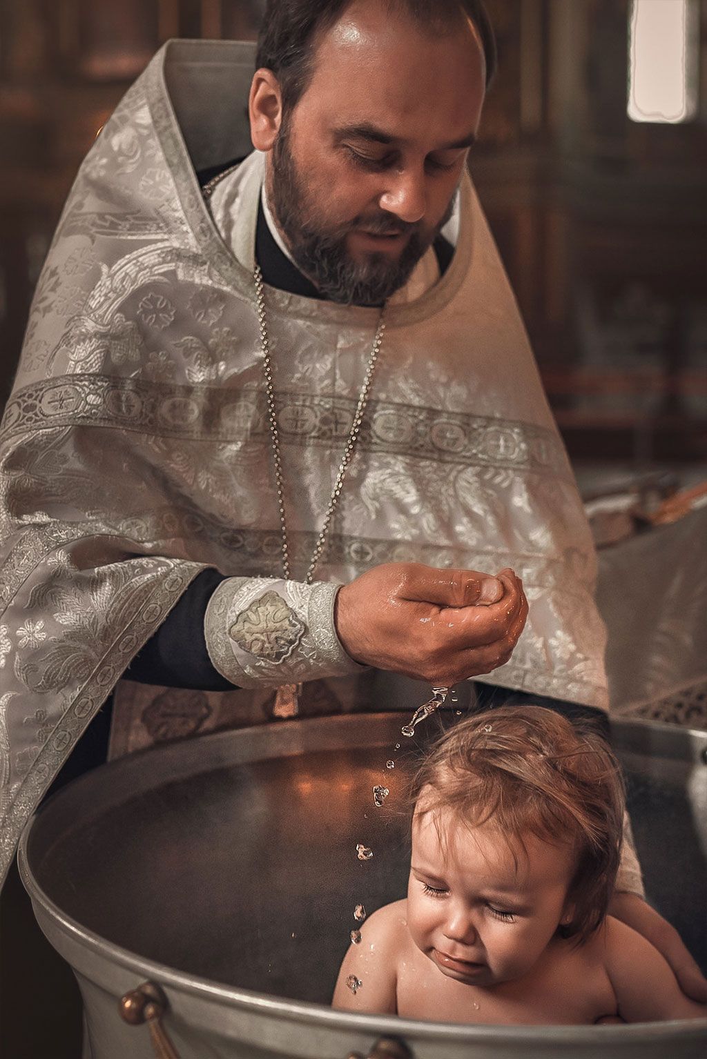 Таинство крещения в Новочеркасском соборе. Чего нельзя делать фотографу в храме