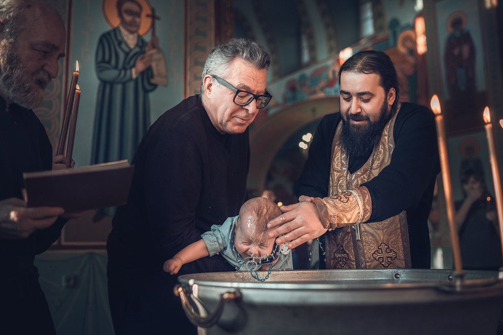 Таинство крещения в Питерском храме Шестоковской иконы Божией Матери
