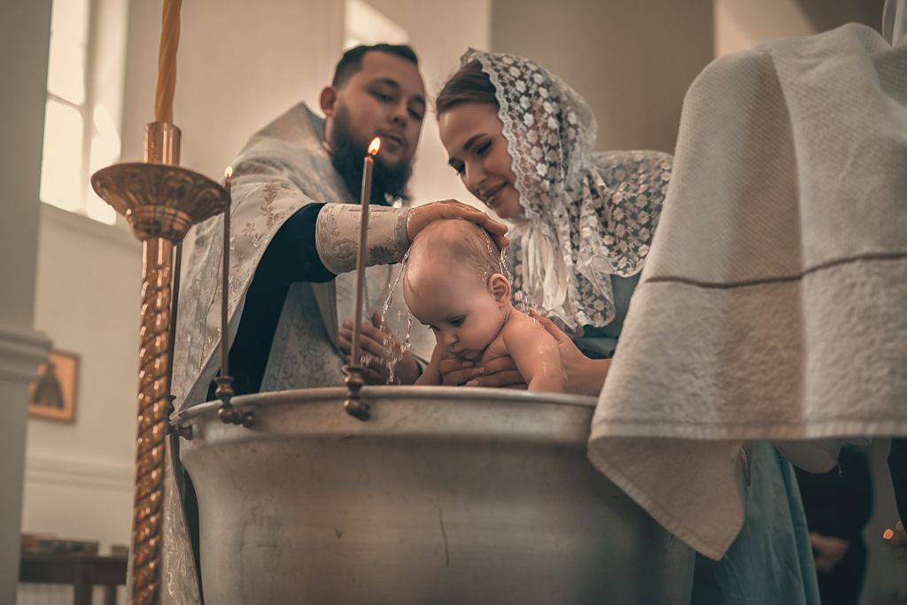 Таинство крещения в храме мученицы Татианы при ДГТУ